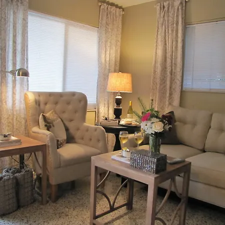 Wilton Getaway One Apartment